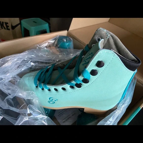 ❌Sold!!❌ Candi girl Carlin roller skates - Picture 8 of 16